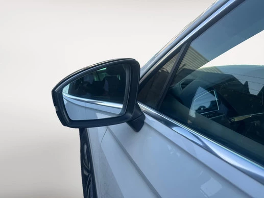 Volkswagen Tiguan - Afbeelding 11 van 30