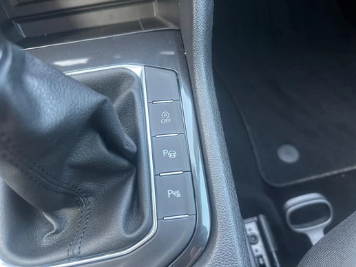 Volkswagen Tiguan - Afbeelding 29 van 30