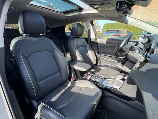 Kia XCeed - Afbeelding 10 van 30