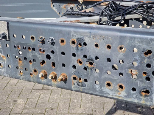 Mercedes-Benz Actros - Afbeelding 28 van 30