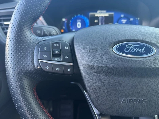 Ford Kuga - Afbeelding 19 van 30