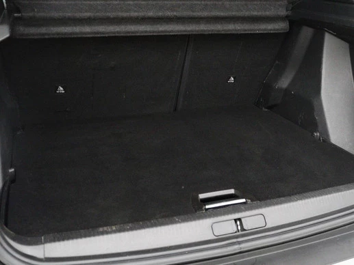 Peugeot e-2008 - Afbeelding 11 van 30