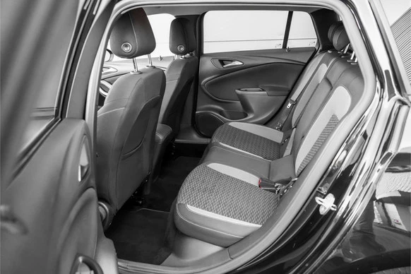 Opel Astra - Afbeelding 6 van 30