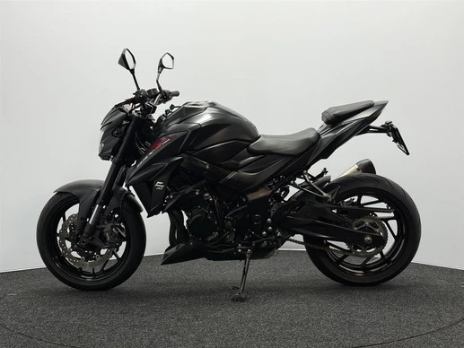 Suzuki GSX - Afbeelding 9 van 18