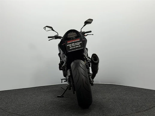 Suzuki GSX - Afbeelding 13 van 18