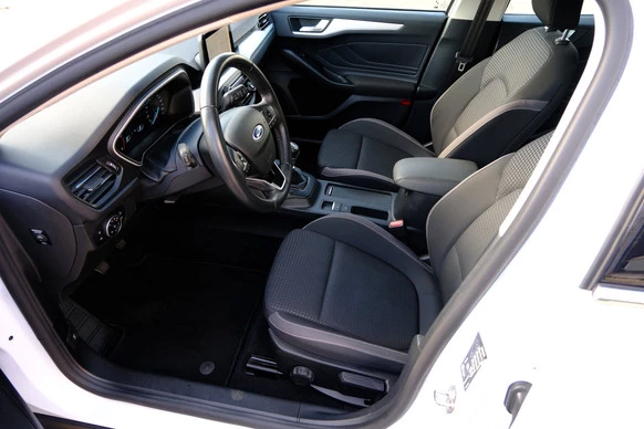 Ford Focus - Afbeelding 2 van 30