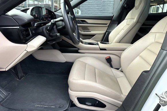 Porsche Taycan - Afbeelding 16 van 30