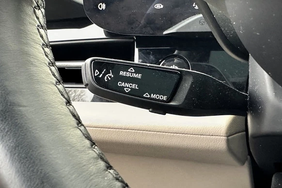 Porsche Taycan - Afbeelding 23 van 30