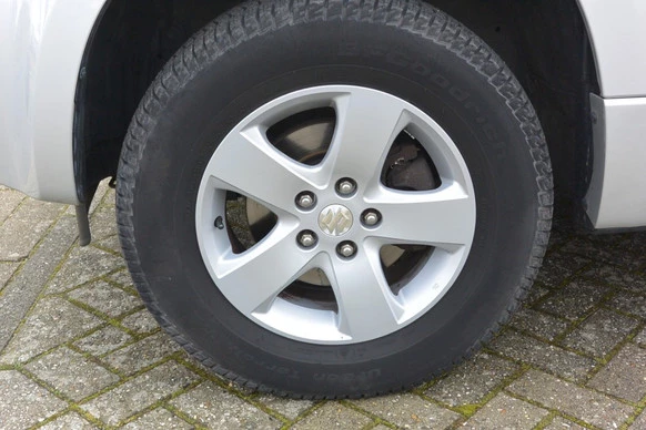 Suzuki Grand Vitara - Afbeelding 14 van 30