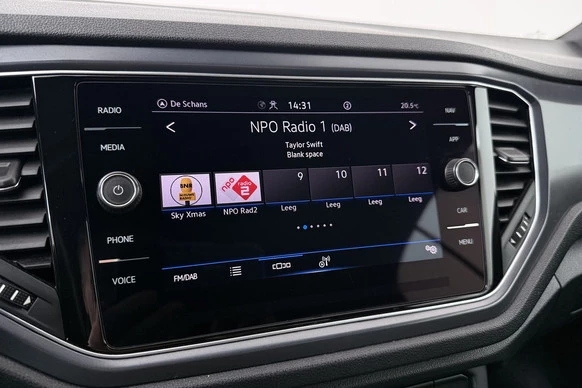 Volkswagen T-Roc - Afbeelding 21 van 27