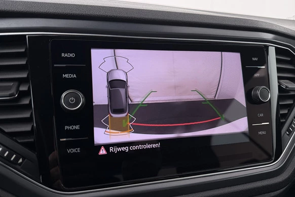 Volkswagen T-Roc - Afbeelding 22 van 27