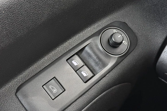 Opel Combo - Afbeelding 15 van 28