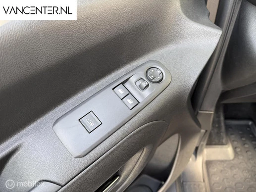 Peugeot Partner - Afbeelding 9 van 25