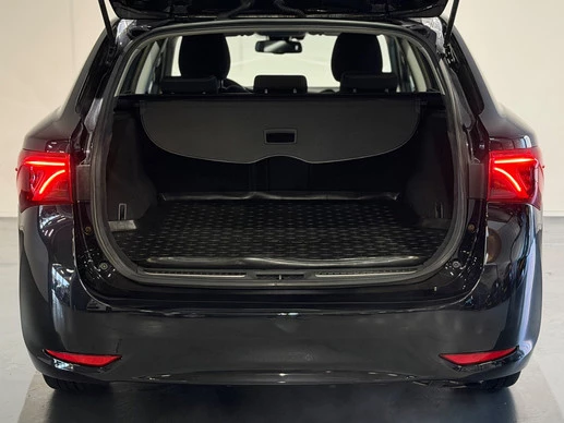 Toyota Avensis - Afbeelding 8 van 30