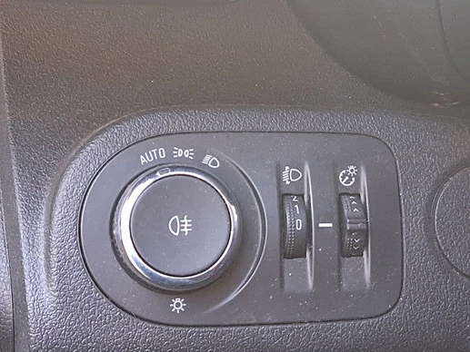 Opel Combo - Afbeelding 13 van 28