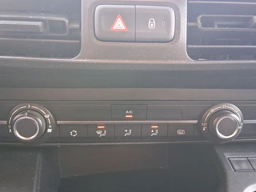 Opel Combo - Afbeelding 17 van 28