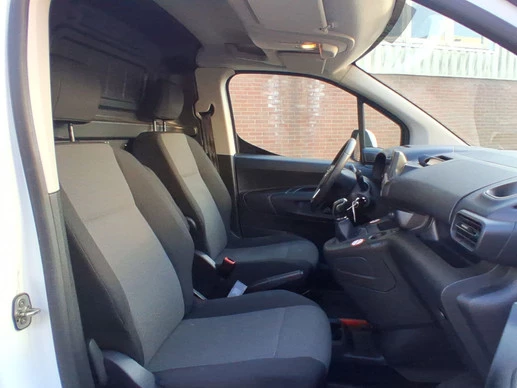 Opel Combo - Afbeelding 21 van 28