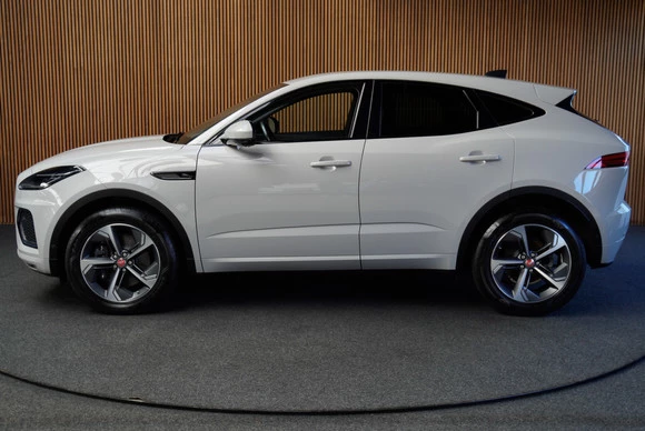 Jaguar E-PACE - Afbeelding 2 van 30