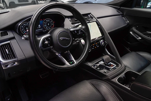 Jaguar E-PACE - Afbeelding 9 van 30