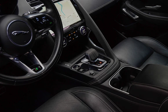 Jaguar E-PACE - Afbeelding 11 van 30