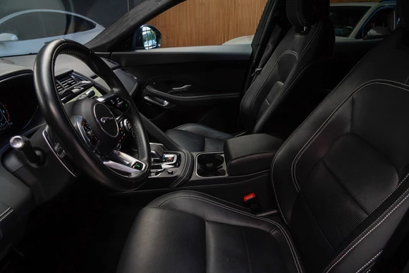 Jaguar E-PACE - Afbeelding 12 van 30