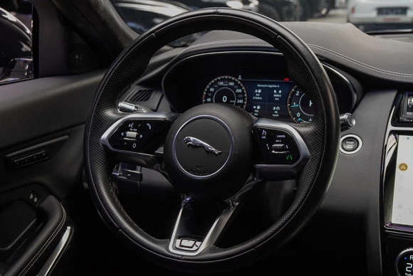 Jaguar E-PACE - Afbeelding 22 van 30