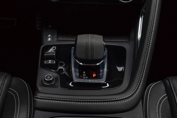 Jaguar E-PACE - Afbeelding 26 van 30