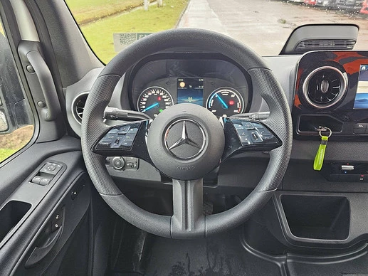 Mercedes-Benz eSprinter - Afbeelding 10 van 17