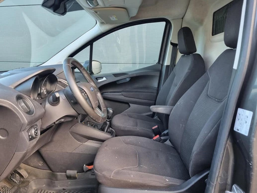 Ford Transit Courier - Afbeelding 26 van 30