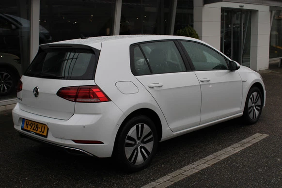 Volkswagen e-Golf - Afbeelding 11 van 30
