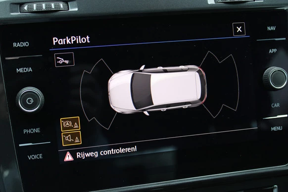 Volkswagen e-Golf - Afbeelding 24 van 30