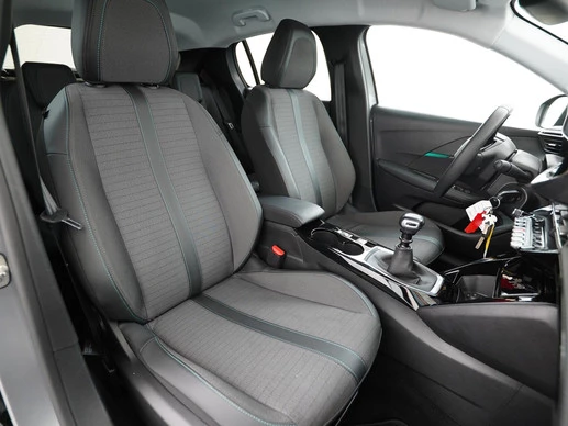 Peugeot 208 - Afbeelding 28 van 30