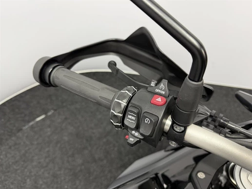 BMW F 900 GS - Afbeelding 18 van 21