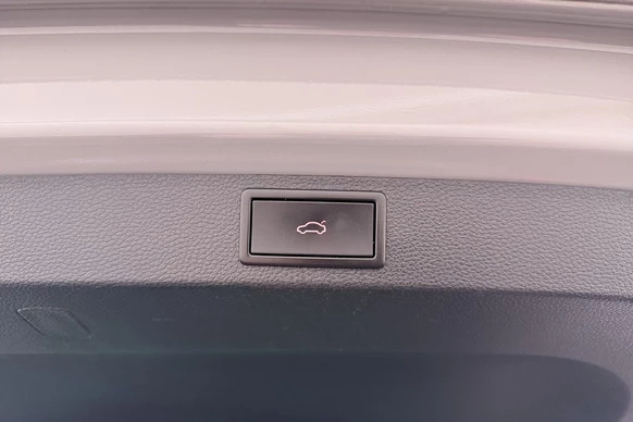 Škoda Karoq - Afbeelding 14 van 30