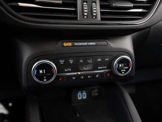 Ford Kuga - Afbeelding 18 van 30