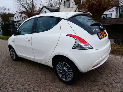 Lancia Ypsilon - Afbeelding 5 van 25