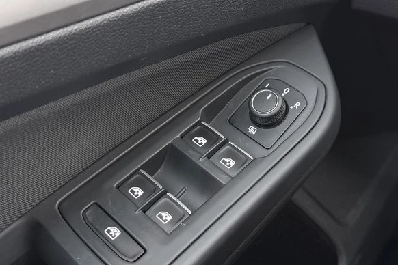 Volkswagen Golf - Afbeelding 16 van 30