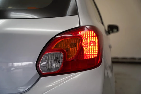 Mitsubishi Space Star - Afbeelding 27 van 30