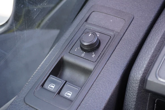 Volkswagen Transporter - Afbeelding 14 van 16