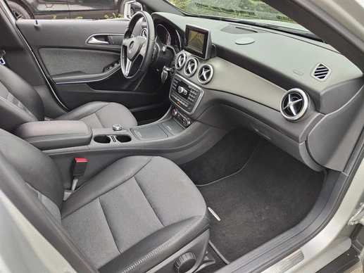 Mercedes-Benz 200-klasse - Afbeelding 11 van 19