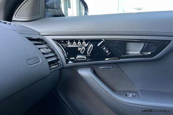 Jaguar F-Type - Afbeelding 26 van 30