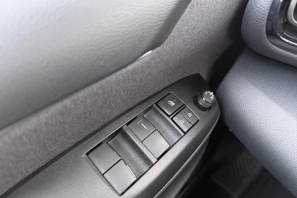 Mazda 2 Hybrid - Afbeelding 16 van 29