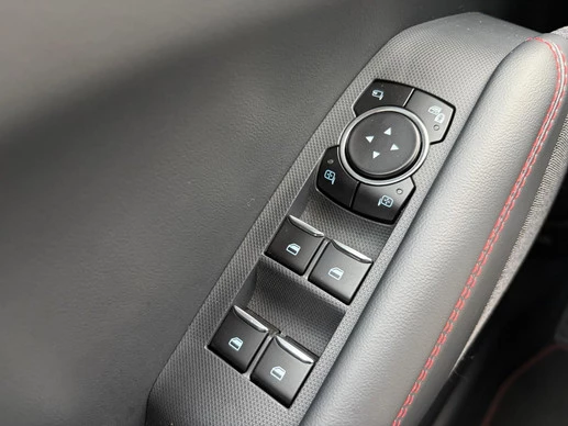 Ford Mustang Mach-E - Afbeelding 27 van 30