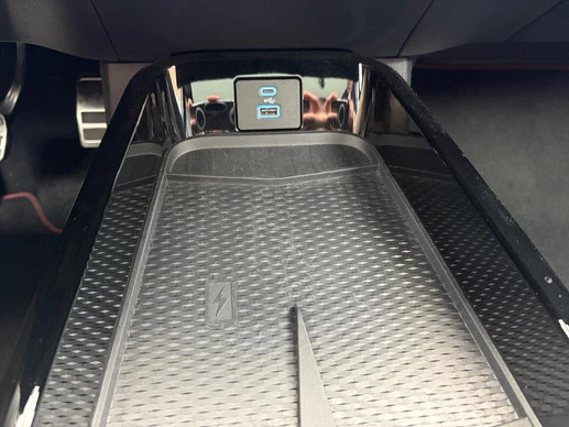 Ford Mustang Mach-E - Afbeelding 28 van 30