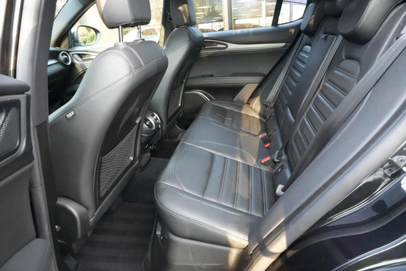 Alfa Romeo Stelvio - Afbeelding 11 van 30