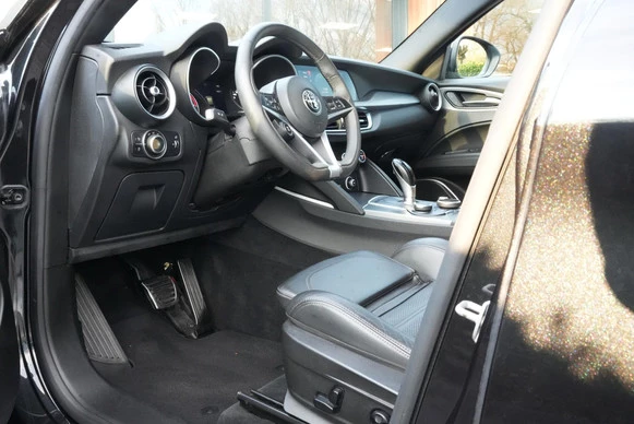Alfa Romeo Stelvio - Afbeelding 12 van 30