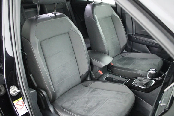 Volkswagen T-Roc - Afbeelding 2 van 30