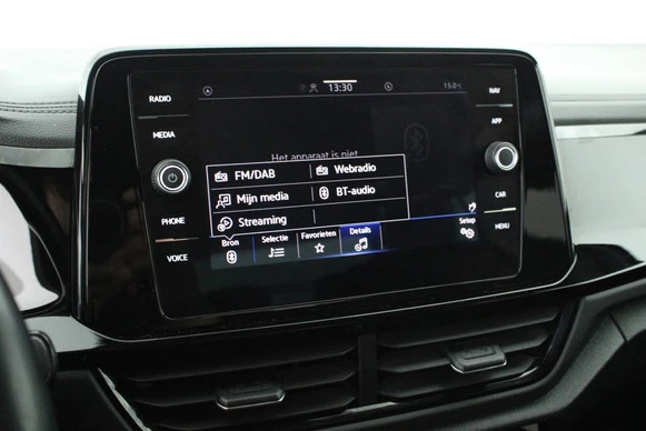 Volkswagen T-Roc - Afbeelding 26 van 30