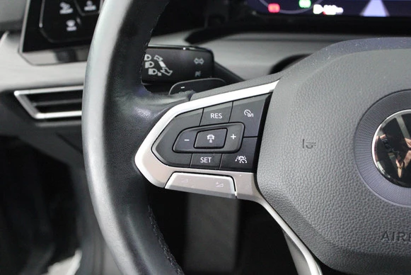 Volkswagen Golf - Afbeelding 17 van 30