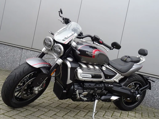 Triumph Rocket 3 - Afbeelding 13 van 16